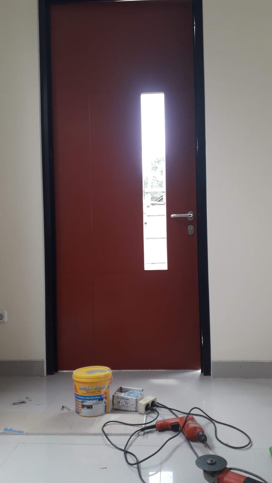 Pekerjaan Floor & Tiling - Pemasangan lantai granit dan leveling lantai presisi
