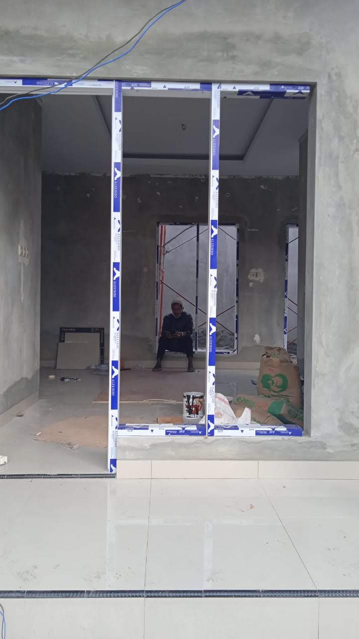 Pekerjaan Kelistrikan & Lampu #4 - Instalasi panel kelistrikan dan fiting lampu arsitektural